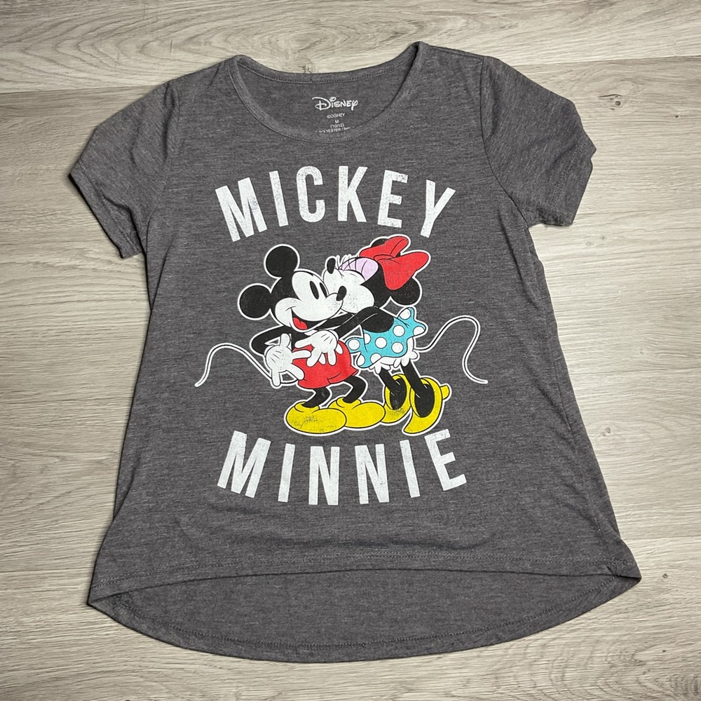 Disney Mickey & Minnie Mouse Kiss Short Sleeve Gray T-Shirt‎ Medium 10/12 Kids